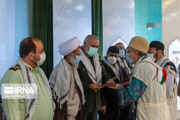 امام جمعه شهرکرد: نسل آینده   باجان فشانی رزمندگان آشنا شوند