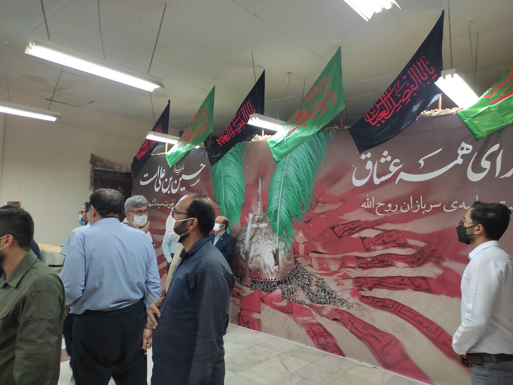 نمایشگاه لباس سربازی در فرهنگسرای نفت آبادان