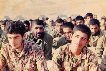 اینفوگرافیک | شهدای جنگ تحمیلی چه سن‌وسالی داشتند؟