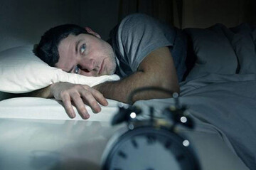 اینفوگرافیک | چطور بر بیدار شدن در دل شب غلبه کنیم؟