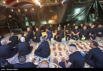 موکبهای خدمت رسانی به زائرین اربعین حسینی در اطراف بین الحرمین