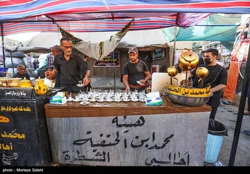 موکبهای خدمت رسانی به زائرین اربعین حسینی در اطراف بین الحرمین