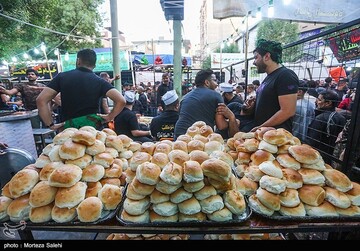 موکبهای خدمت رسانی به زائرین اربعین حسینی در اطراف بین الحرمین