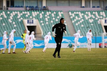 زهره کودایی: می‌خواهیم دستمزد زنان فوتبالیست با مردان یکسان باشد