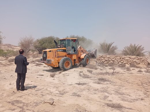 رفع تصرف ۳۶.۴هزارمترمربع اراضی خالصه دولتی به ارزش ۱۸۲.۲میلیارد ریال در روستای نقاشه قشم