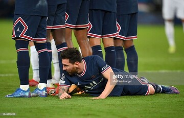 ببینید | جایی که تا حالا مسی را ندیده‌اید/ تصویری بسیار جالب از فوق ستاره آرژانتینی