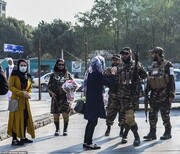 طالبان تجمع زنان را سرکوب کرد/عکس