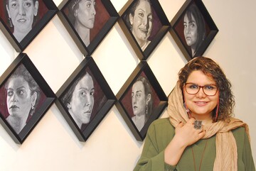 تصاویر | گزارش تصویری نمایشگاه نقاشی آثار «شیما شوقی‌بیگی» با عنوان «گاه خویش» / مراسم اختتامیه نمایشگاه ۱۴ مهرماه برگزار خواهد شد