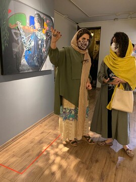 تصاویر | گزارش تصویری نمایشگاه نقاشی آثار «شیما شوقی‌بیگی» با عنوان «گاه خویش» / مراسم اختتامیه نمایشگاه ۱۴ مهرماه برگزار خواهد شد