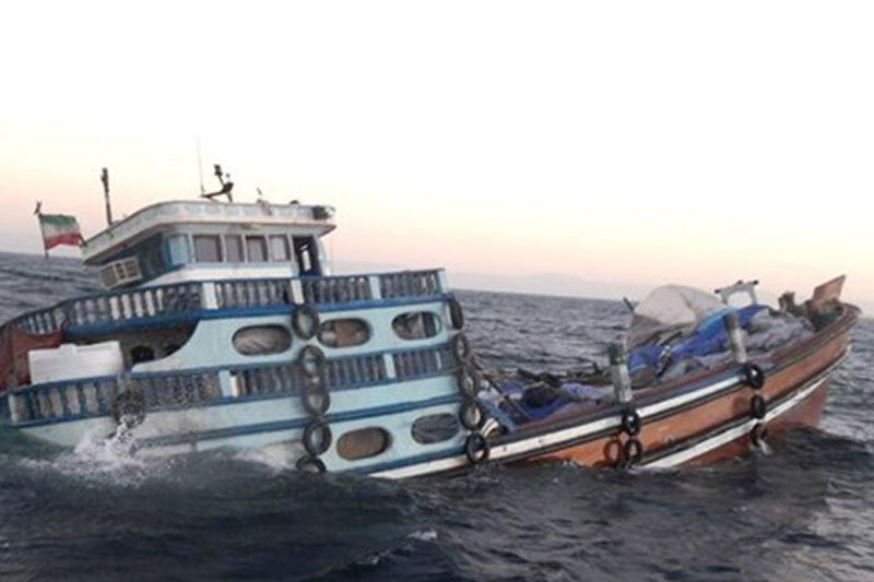 غرق شدن شناور باری ایرانی در مثلث برمودای خلیج فارس/ همه ملوانان نجات یافتند
