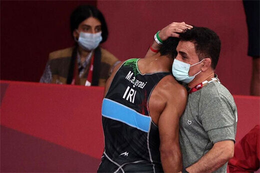 Iran's wrestler wins the third world bronze medal
