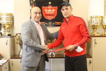 واکنش گل‌محمدی به تمدید قراردادش با پرسپولیس
