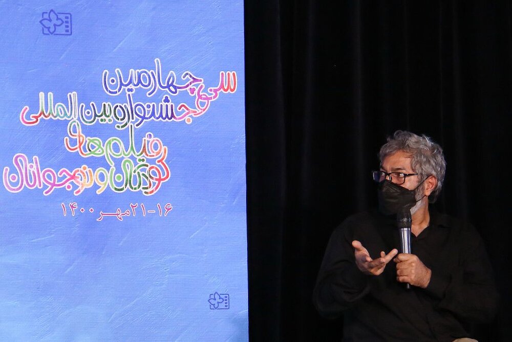 پرویز پرستویی، فیلم تازه حبیب احمدزاده را، پیام‌رسان صلح به جهان معرفی کرد