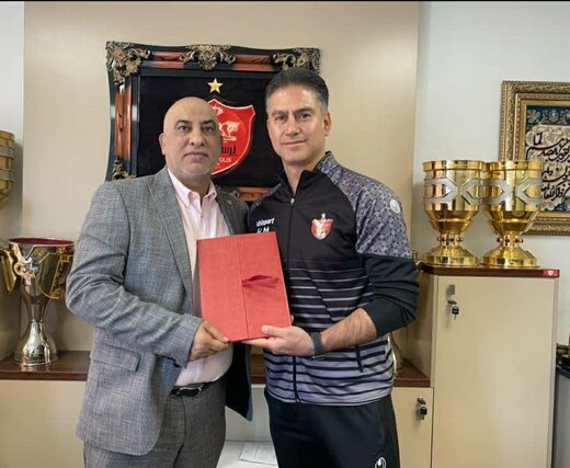 قرارداد مغز متفکر نیمکت پرسپولیس تمدید شد / عکس