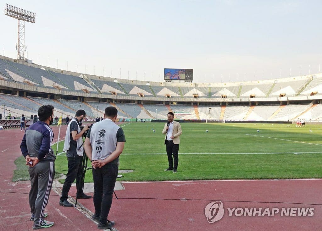 روایت متفاوت وبسایت کره‌ای از ورزشگاه خالی آزادی/عکس