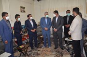 دیدار اعضای شورای اسلامی شهرکرد با خانواده شهید لندی