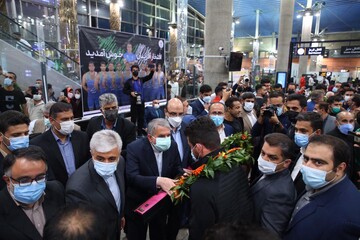 تصاویر | بازگشت تیم ملی کشتی فرنگی به کشور