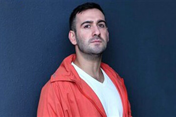 عکس | استایل بامزه همکار جدید مهران مدیری!