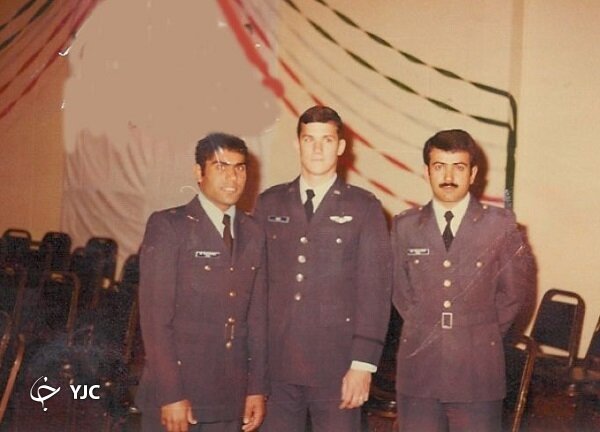وقتی عقاب ایرانی دم کرکس‌ها را چید/ خلبان انقلابی که به ساواک رودست زد