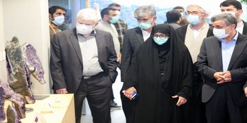 پاداش سکوت یا آرامش قبل از طوفان ؛ احمدی‌نژاد چه نقشه ای در سر دارد؟