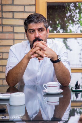 کافه خبر سریال در کنار پروانه‌ها