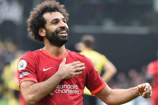ببینید | ستاره مسلمان فوتبال بهتر از مسی و رونالدو