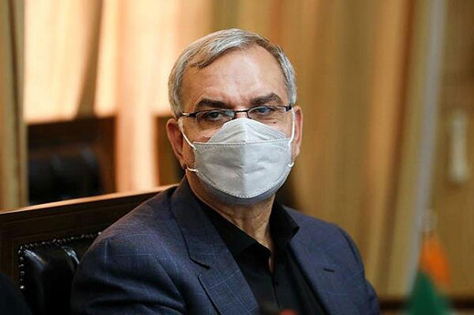 ببینید | اعتراض شدید در دامغان به وزیر بهداشت