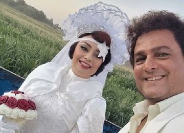 یکتا ناصر در لباس عروس، پشت نیسان آبی/ عکس 