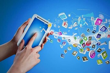گشت آزاد برای آشنایی خانواده‌های یزدی با آسیب‌های فضای مجازی