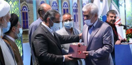 شصت و چهارمین شهردار قزوین معارفه شد