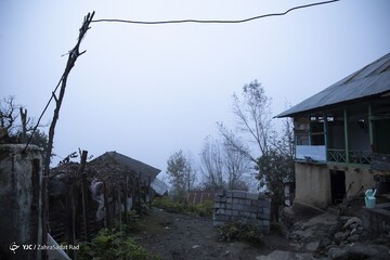 زیبایی خیره کننده روستای شاه می‌لرزان استان گیلان