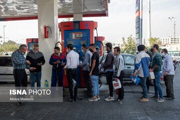 وضعیت عرضه بنزین در جایگاه‌های سوخت کشور