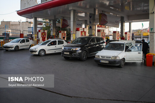 وضعیت عرضه بنزین در جایگاه‌های سوخت کشور