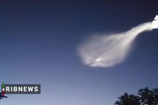 ببینید | مشاهده شیء ناشناس و عجیب در آسمان روسیه