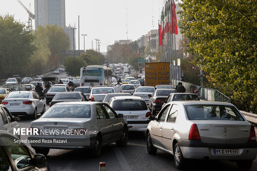 کدام معابر تهران امروز ترافیک سنگین دارد؟