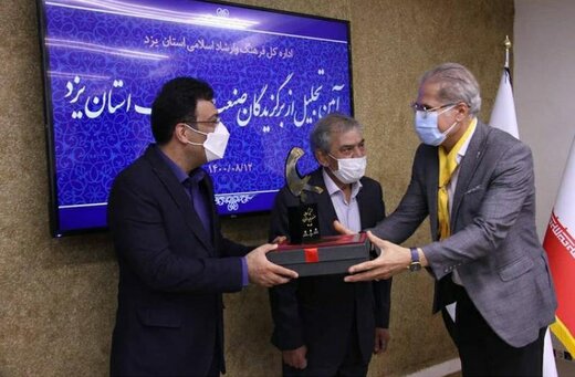 بزرگترین چاپخانه اُفست کشور بهمن‌ماه در یزد افتتاح می‌شود