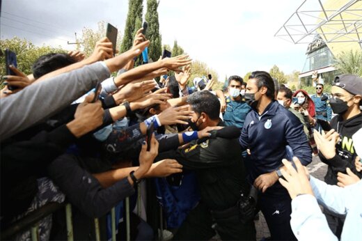 جلسه آشتی کنان فرهاد مجیدی با پیشکسوتان استقلال