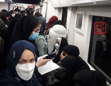 باران، مترو تهران را مختل کرد
