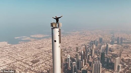 ویل اسمیت 53 ساله شجاعانه بر فراز بلندترین برج جهان ایستاد