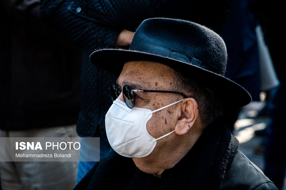 مراسم تشییع پیکر کامبیز درمبخش با حضور هنرمندان