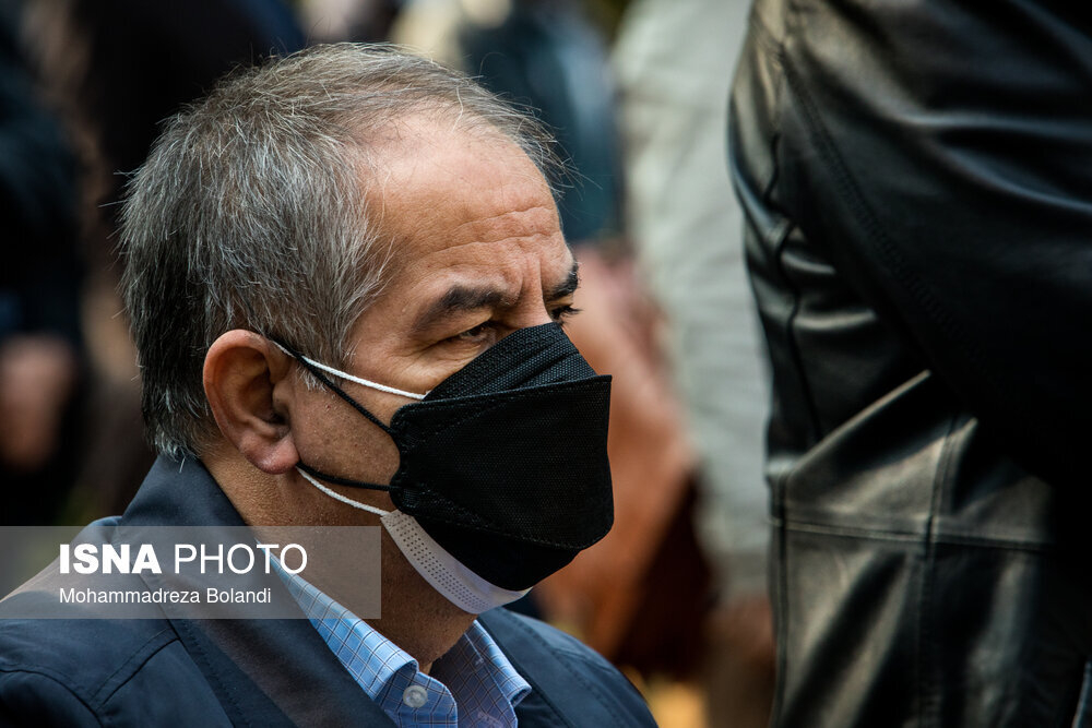 مراسم تشییع پیکر کامبیز درمبخش با حضور هنرمندان