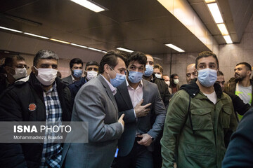 رونمایی از نشان حسن یزدانی در مترو تهران