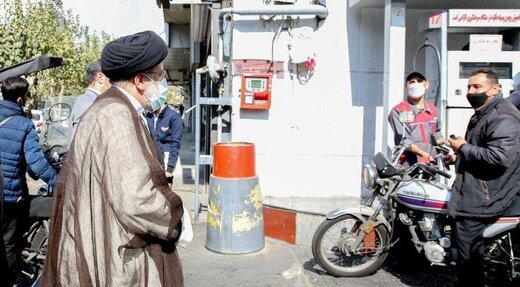 کیهان: اگر رئیسی رئیس جمهور نبود در  حمله سایبری به پمپ بنزینها  مملکت دچار فاجعه و بلوا می شد/9سفر استانی نیز صورت نمی گرفت