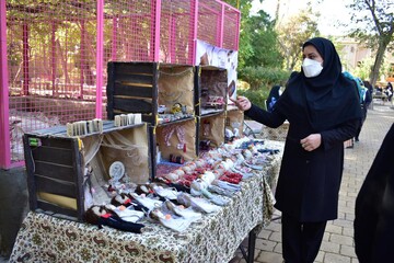 برگزاری نمایشگاه مشاغل خانگی بانوان در یزد