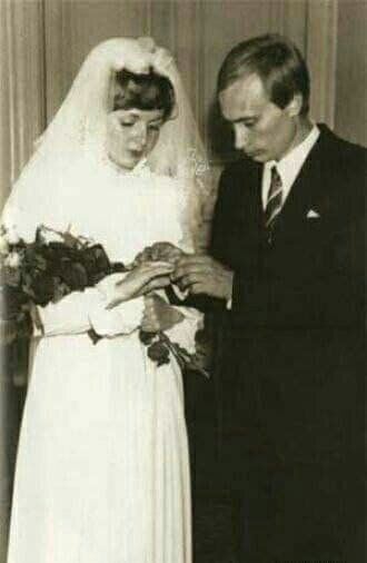 ببینید | عکس قدیمی از عروسی ولادیمیر پوتین