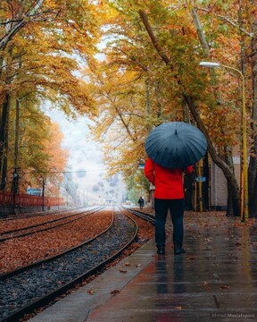 تصاویر | زیباترین ایستگاه راه آهن ایران غرق در پاییز