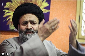 انتقاد عضو مجلس خبرگان از ائمه جمعه: هرچه به ذهنشان رسید نگویند!