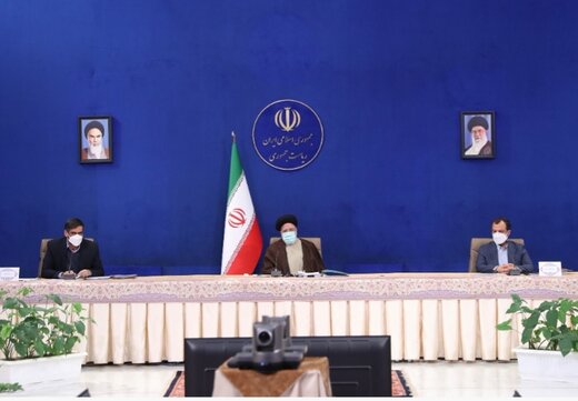 مناطق آزاد باید به اهداف اصلی تشکیل خود بازگردند/ این مناطق بجای واردات بی‌رویه به مرکز صادرات، رونق تولید و ارتباطات مالی تبدیل شوند