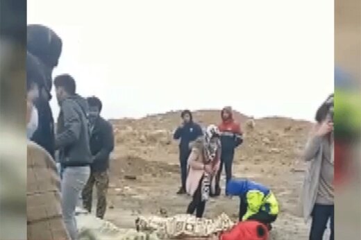 ببینید | واژگونی اتوبوس محور سمیرم - شهرضا با ۳۸ مصدوم
