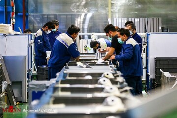 بازگشت به چرخه تولید ۴۱ واحد صنعتی راکد در استان سمنان  / راه اندازی ۸۷ طرح سرمایه گذاری نیمه تمام